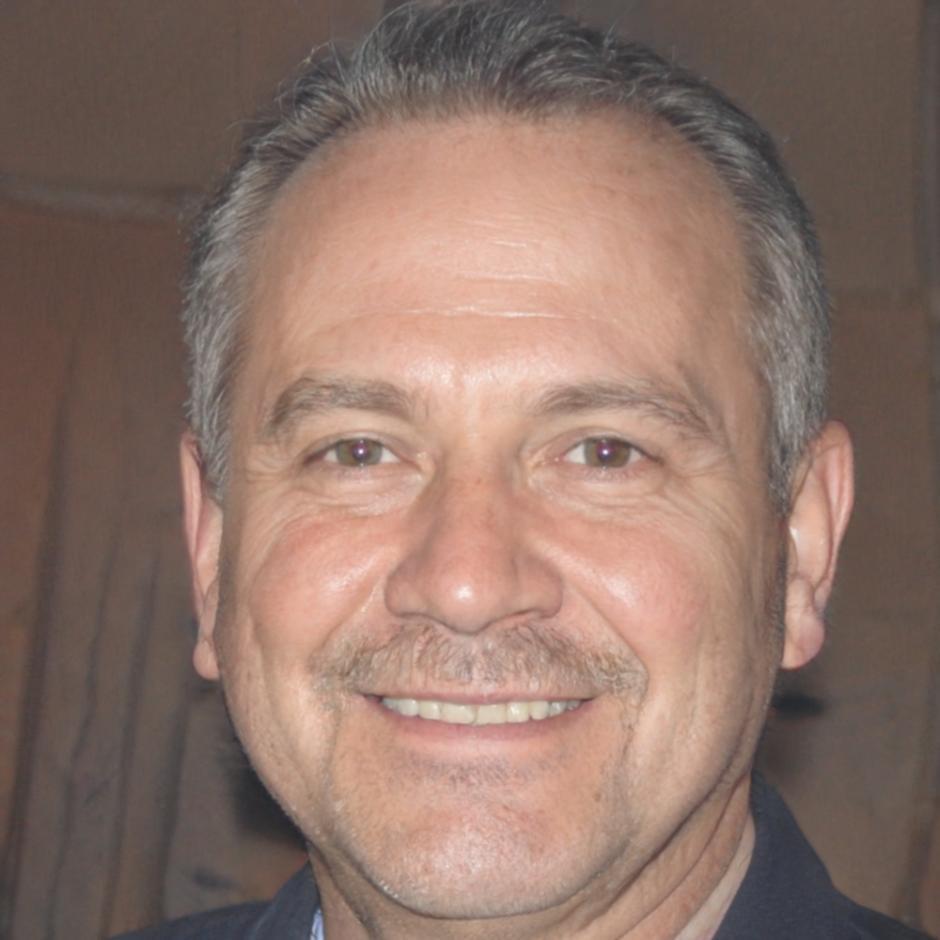 Tillmann Beckmann, Leitender Finanzanalyst